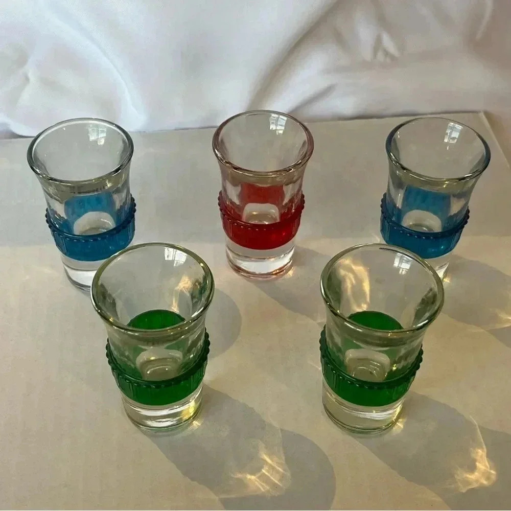 Vintage Tsing Tao MCM Art Deco Multicolor Shot Glasses - Set of 5 - Picture 2 of 4